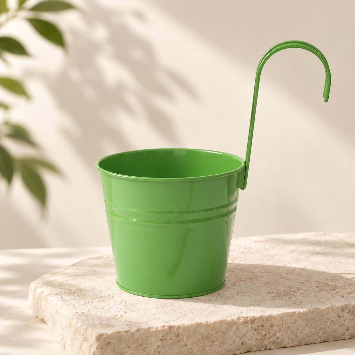 HangBloom Metal Railing Planter